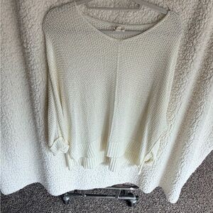 Eesome Cream V-Neck Sweater